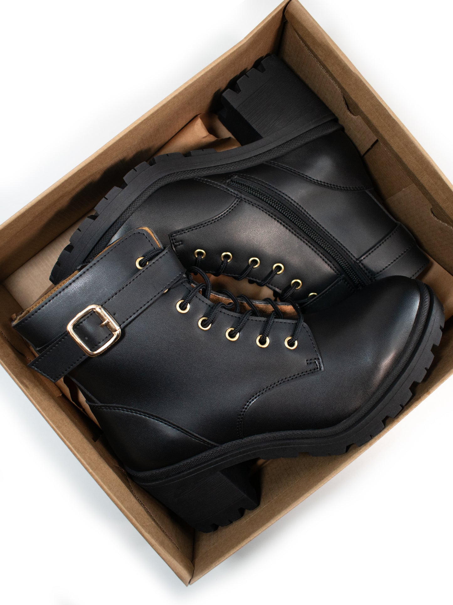 Bottines à lacets et semelle piste
