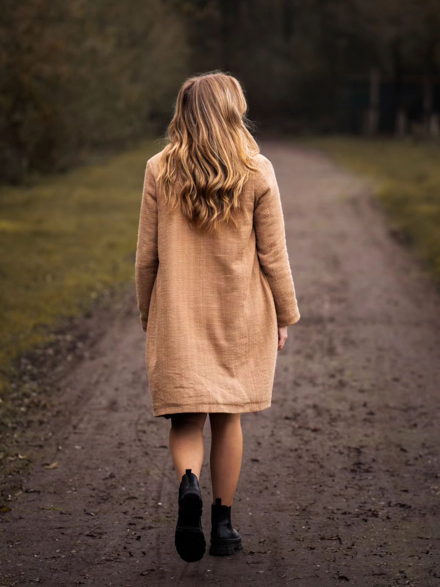 Manteau structuré en laine végétalienne