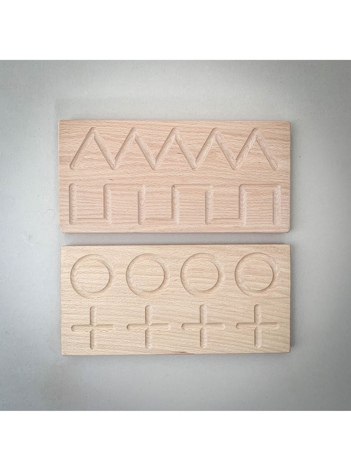 Het kleine koetshuis PreWriting Board Montessori-leermateriaal