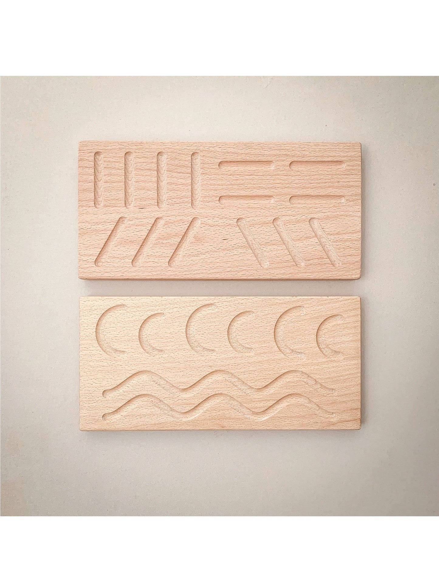 Het kleine koetshuis PreWriting Board Montessori-leermateriaal