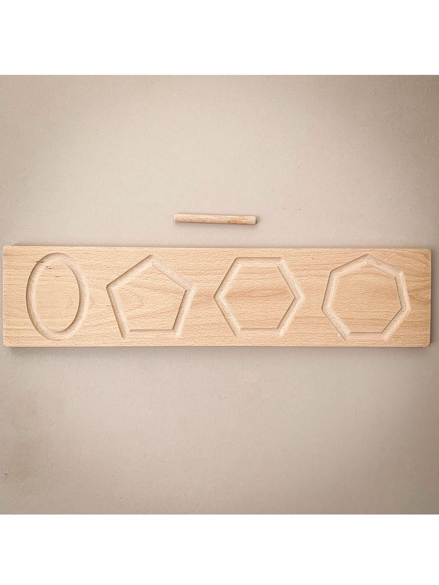 Ressource d’apprentissage Montessori du tableau de forme Little Coach House
