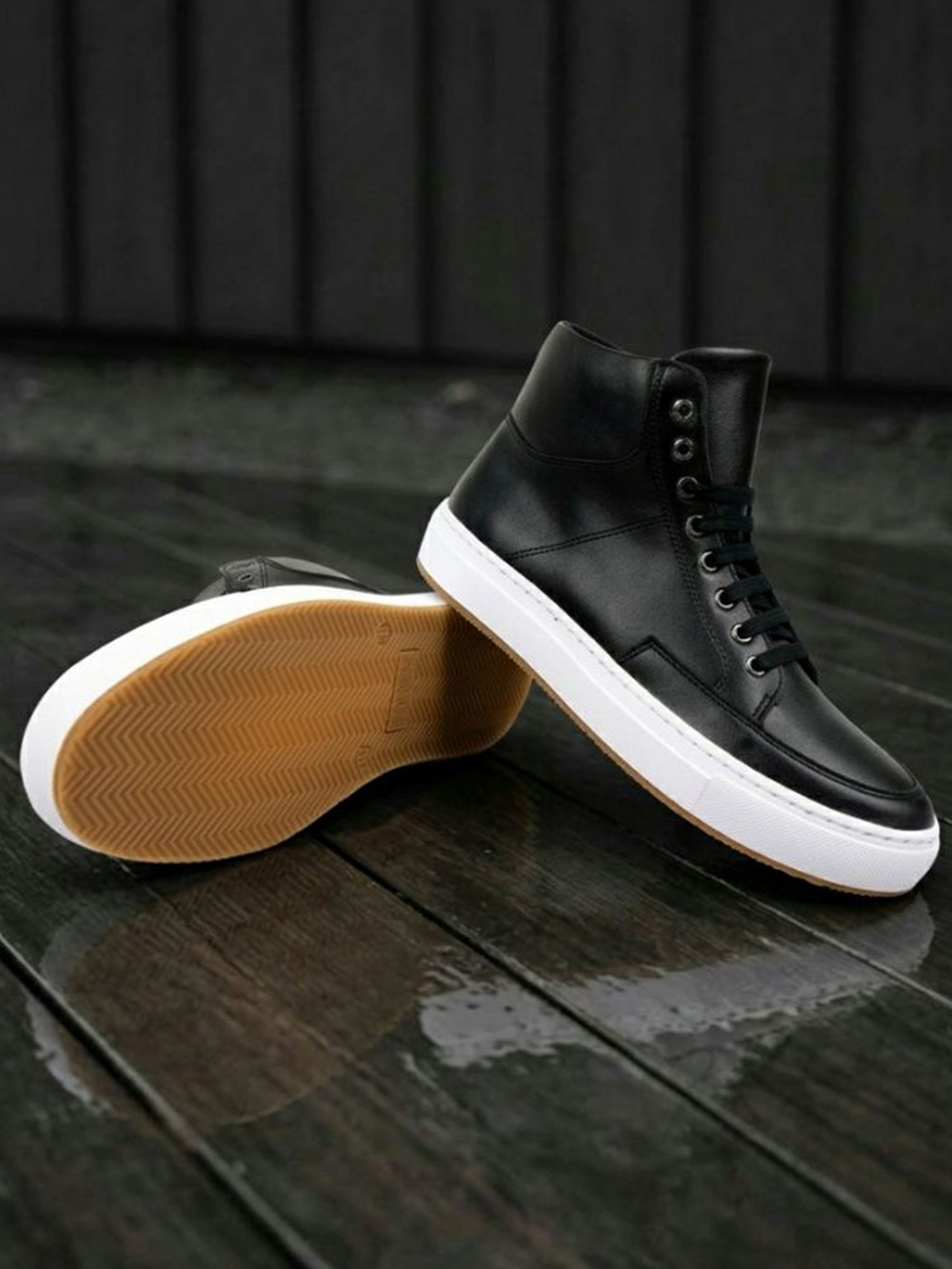 Sneaker Boots