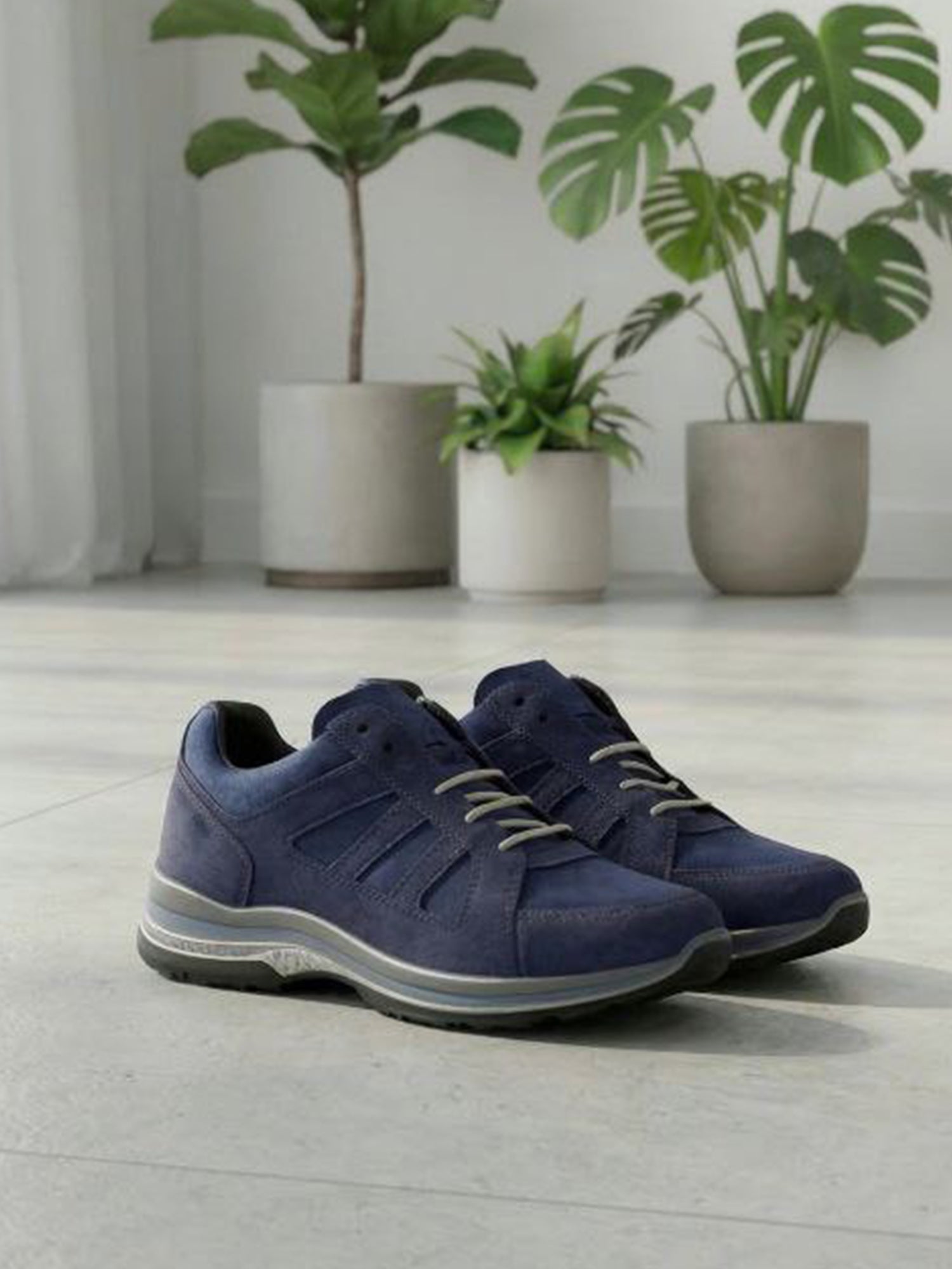 WVSport Walking Trainers