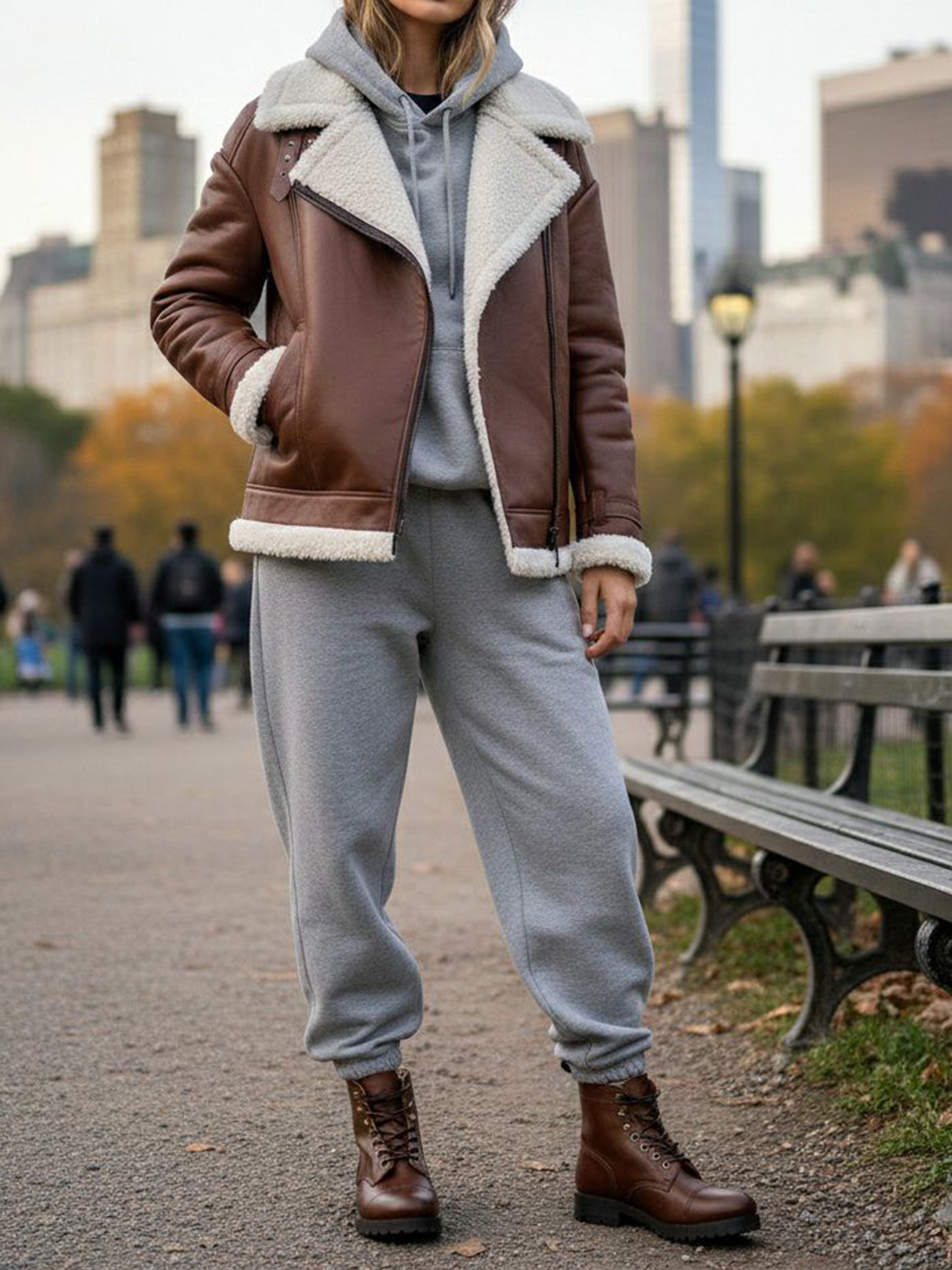 Oversized gerecycled veganistisch schapenvacht pilotenjack