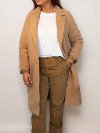 Gestructureerde veganistische wollen jas 