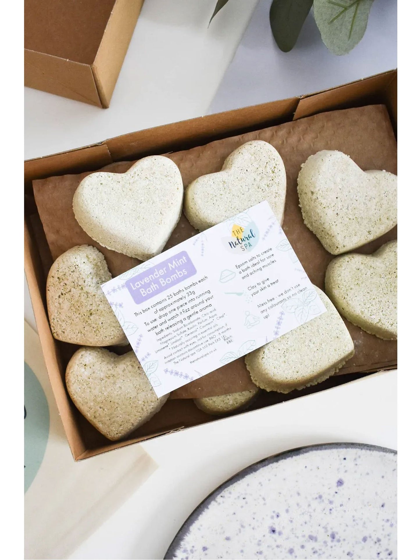 The Natural Spa Cosmetics Pack Of 25 Bath Bombs