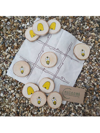 Groene aarde leren bijen en netelroos Tic Tac Toe