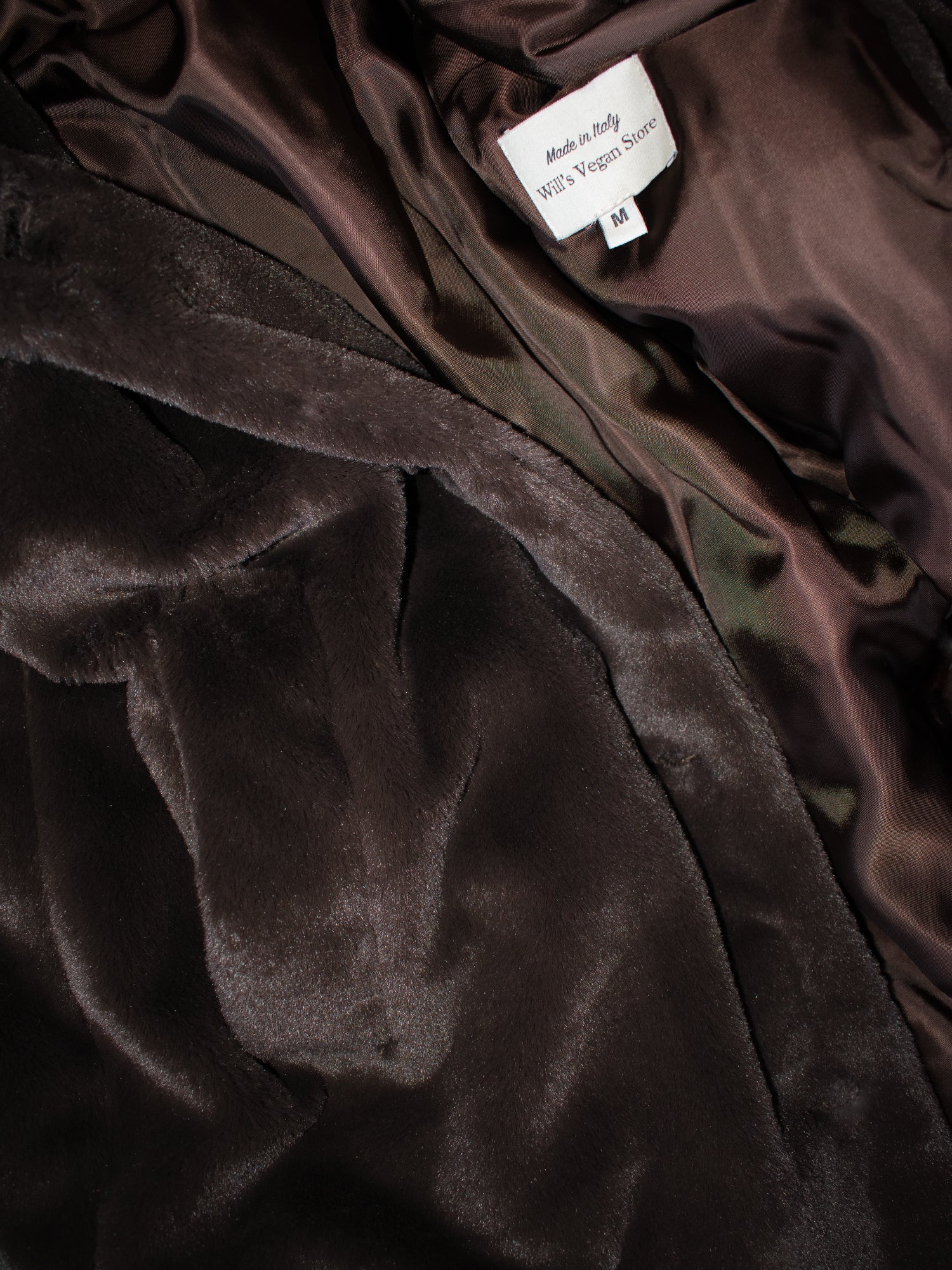 Manteau en fourrure végétalienne recyclée 