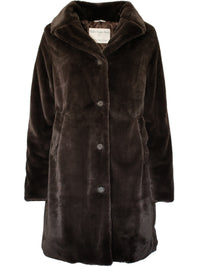 Manteau en fourrure végétalienne recyclée 